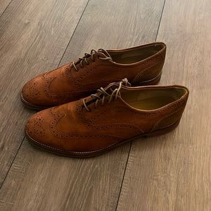 J. Shoes Tan wingtip dress shoes. Soft leather with suede heel. Men’s 10. Used